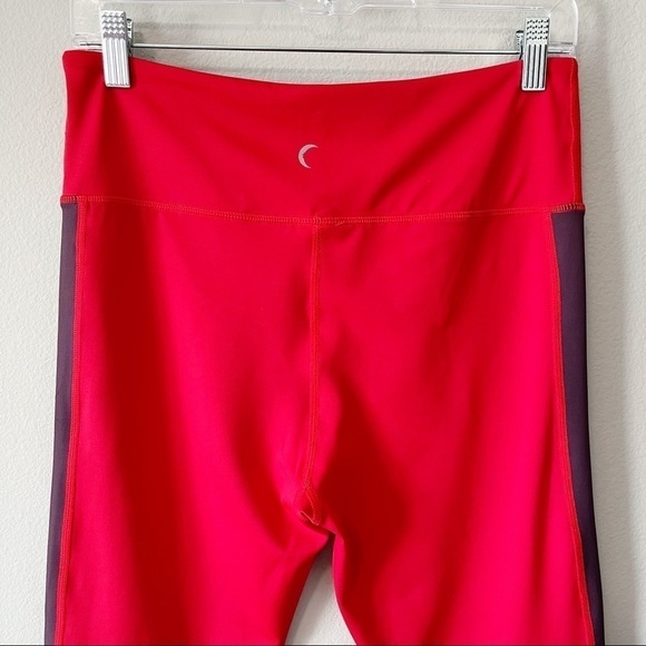 ZYIA Active Red Royalty Stripe Light n Tight High-Rise 7/8 Leggings Size 12 EUC - Picture 11 of 13